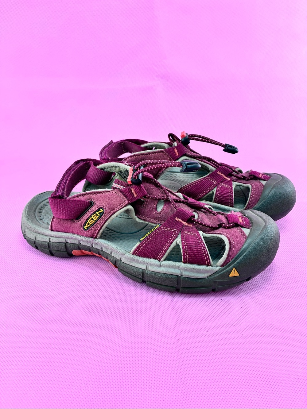 Keen Ravine H2 Sandals Women Size 8